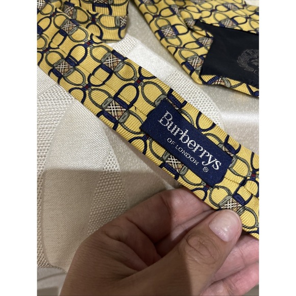 Burberry Vintage Neutral Kensington Check Plaid Equestrian Silk Long Wide Tie - Picture 5 of 7